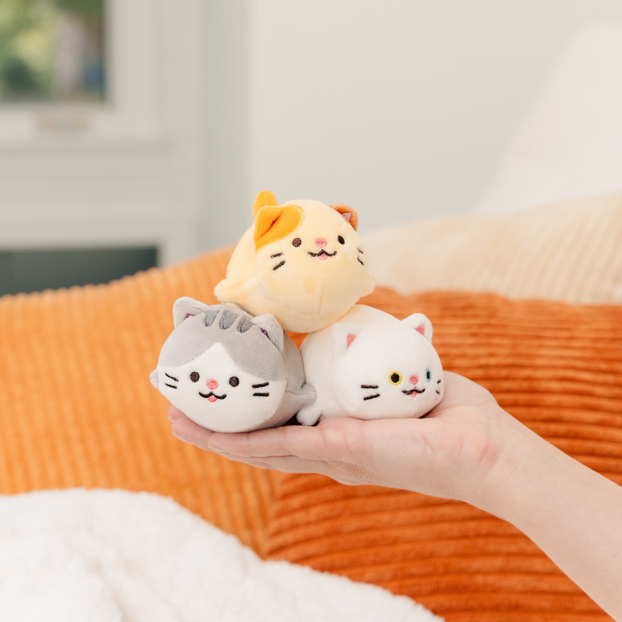 Mochi Town: Cat Trio Stress Relief Ball (Set of 3) – DUAL WIELD STUDIO